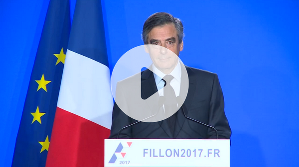 « Je vous demande de résister et de me suivre » François Fillon